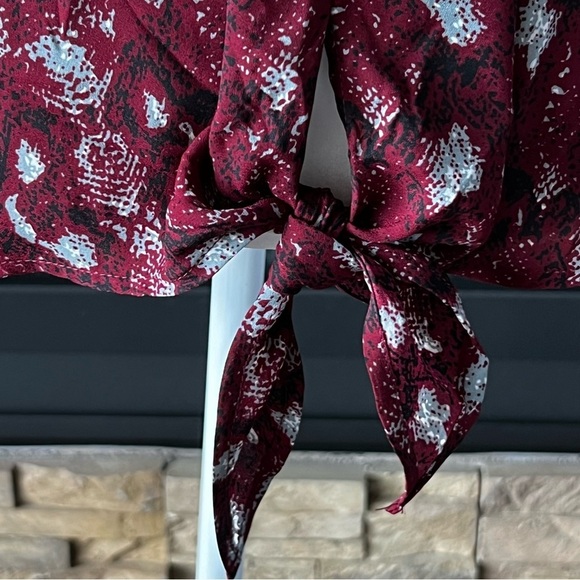 NWT Stitchfix West Kei Lightweighth Long Sleeve Top Size Small Blouse - Picture 5 of 13